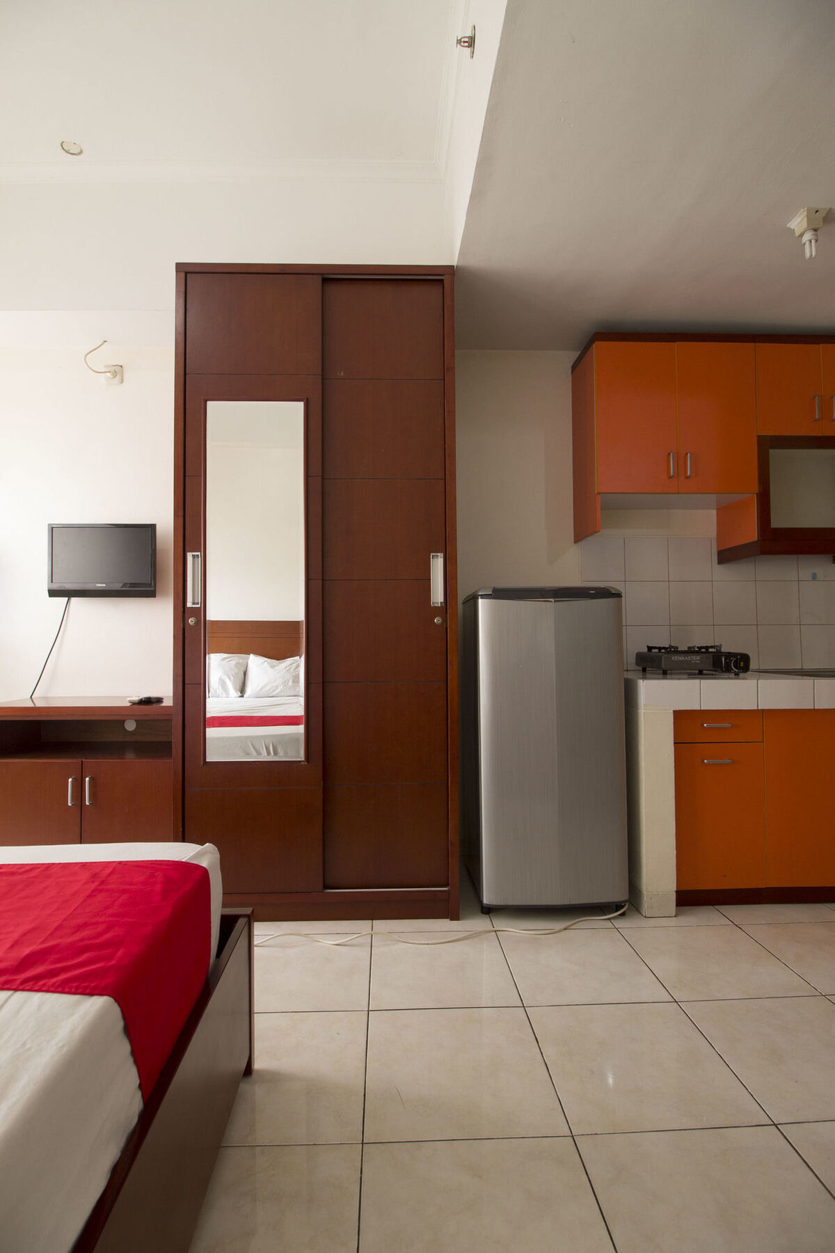 Reddoorz Apartment @ Margonda Residence デポック エクステリア 写真